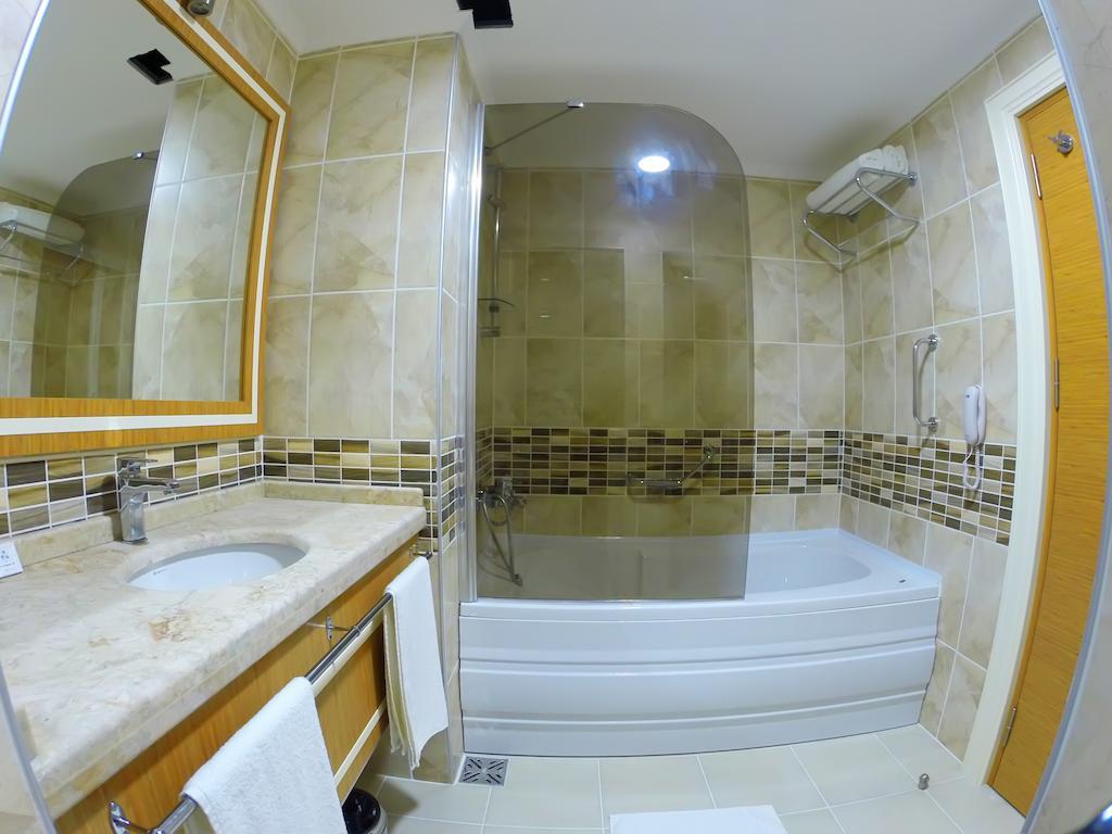 Malahit Exclusive City Hotel Φετιγιέ Δωμάτιο φωτογραφία